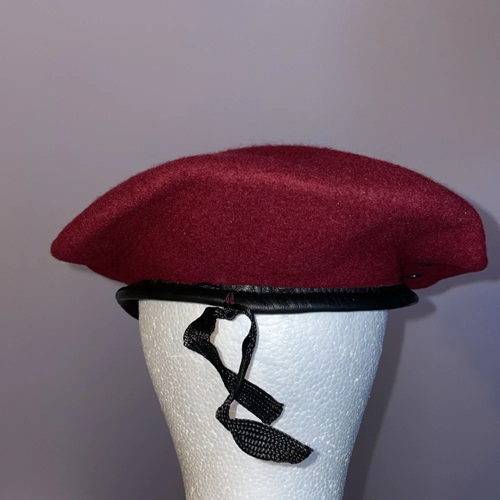 Vintage Masonic Freemasons Shriners Patch Wool Felt Beret Hat Maroon size 7 1/4